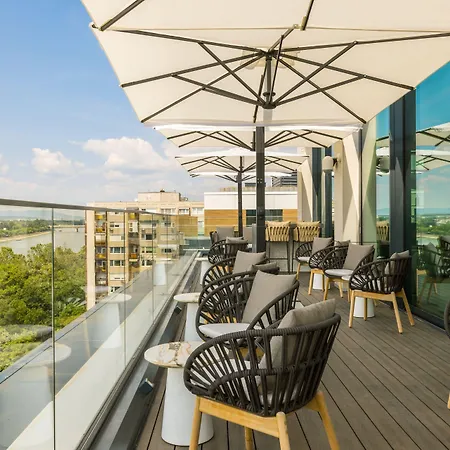 מלון Four Points By Sheraton Danube