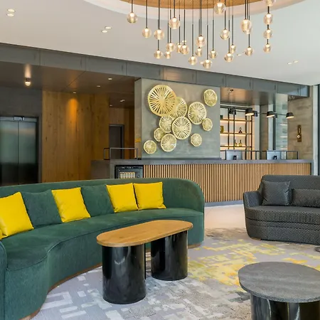 Four Points By Sheraton Danube מלון