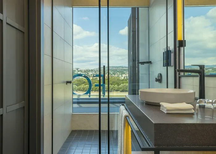 Four Points By Sheraton Danube Otel