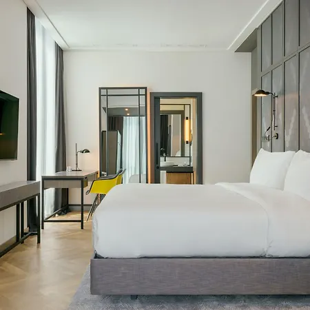 Отель Four Points By Sheraton Danube Будапешт