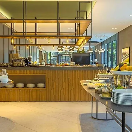 Hotel Four Points By Sheraton Danube Budapest