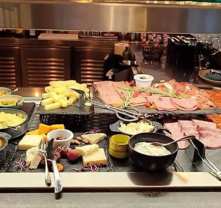 Hotel Four Points By Sheraton Danube Budapeszt