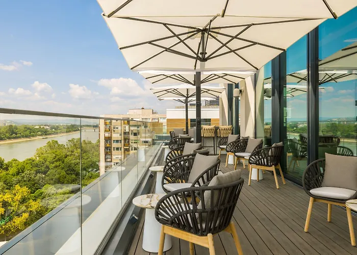 מלון Four Points By Sheraton Danube