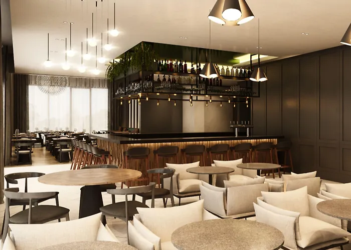 Four Points By Sheraton Danube 호텔 4*